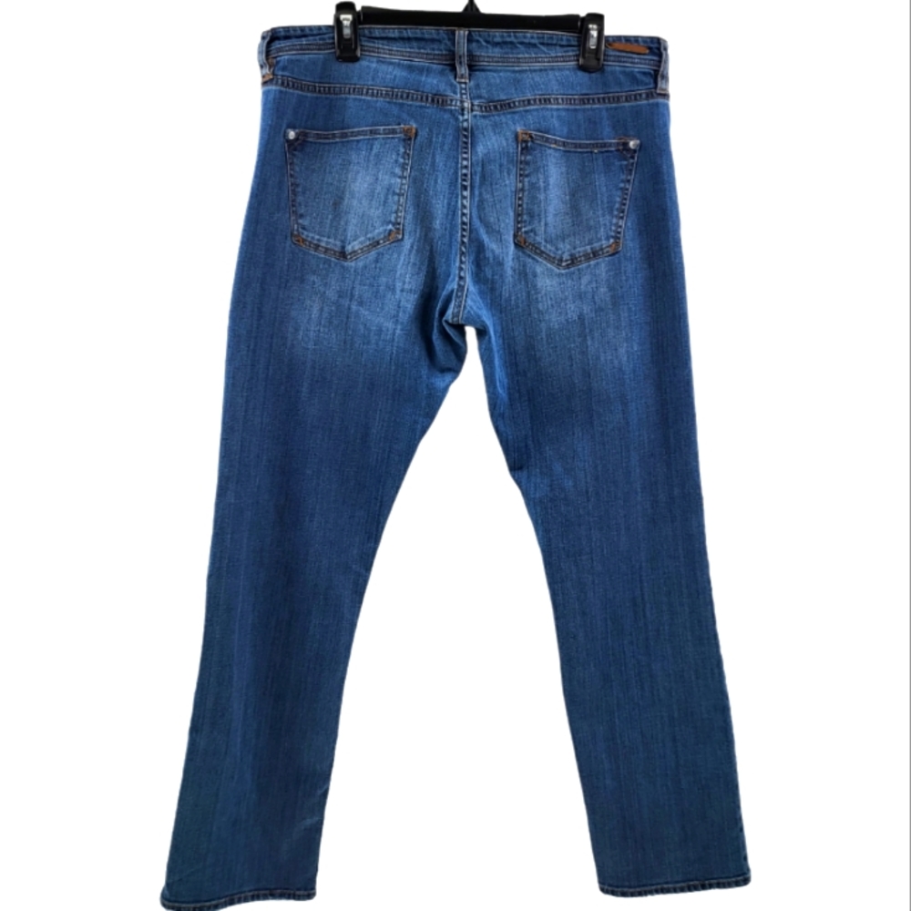 Pilcro Hyphen Relaxed Button Front Wardrobe Staple 5 pocket Jean Size 32. - Picture 7 of 11